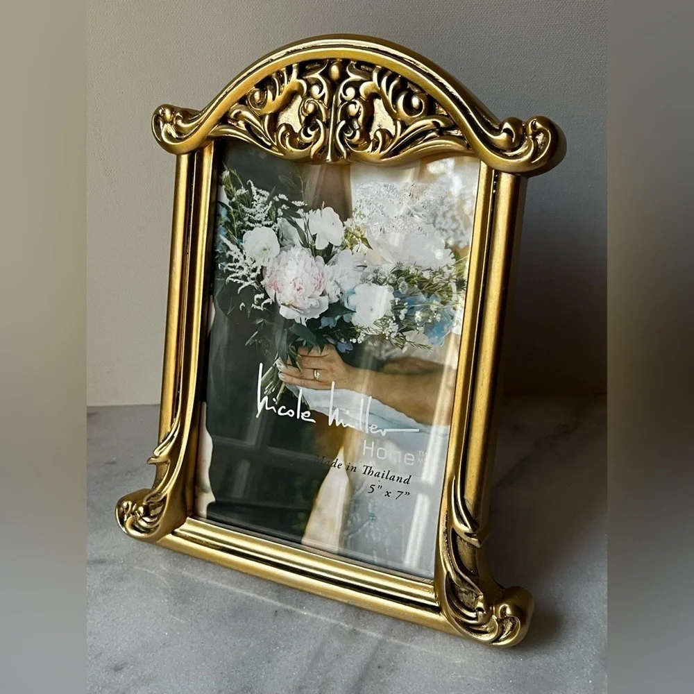 Nicole Miller Elegant Gold ornate Picture Frame for 5x7” photo